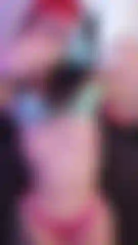 Hablo sucio mientras me desvisto.