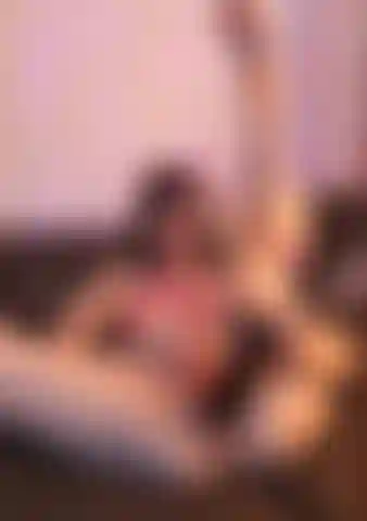 Ensuciándome mucho con mi cosplay de súcubo.