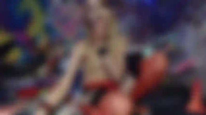 Harley quinn toe + tease de agujero apretado.