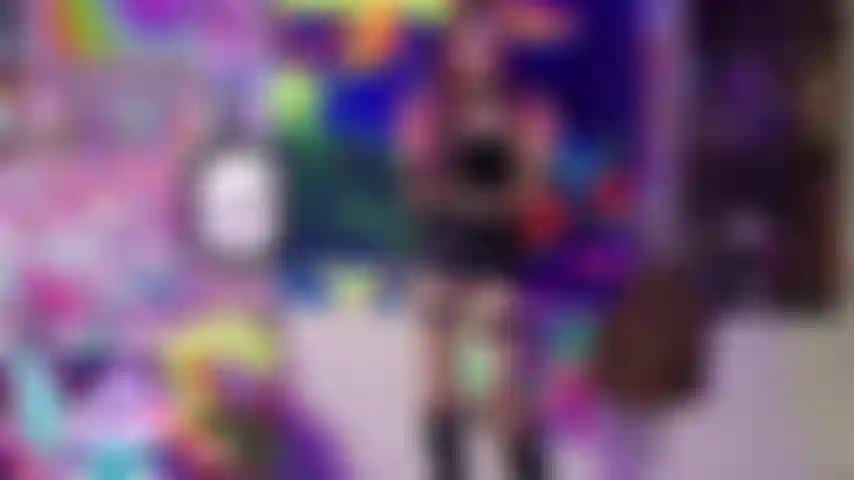 Diosa gótica pov extremo ballbusting.