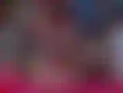 Nunca es demasiado tarde para una navidad traviesa con este ángel nevado cachondo y listo para desenvolver tu polla y darte el regalo de navidad más sexy y tratarte con algo pervertido durante las vacaciones o en cualquier momento.
