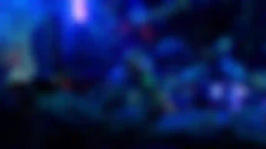 Diosa rave, relleno de bragas a crochet + dulce sorpresa pegajosa.