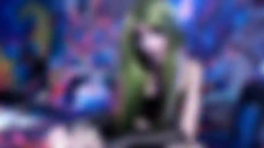 Diosa de fin de año adoro culo + pies enfocada.