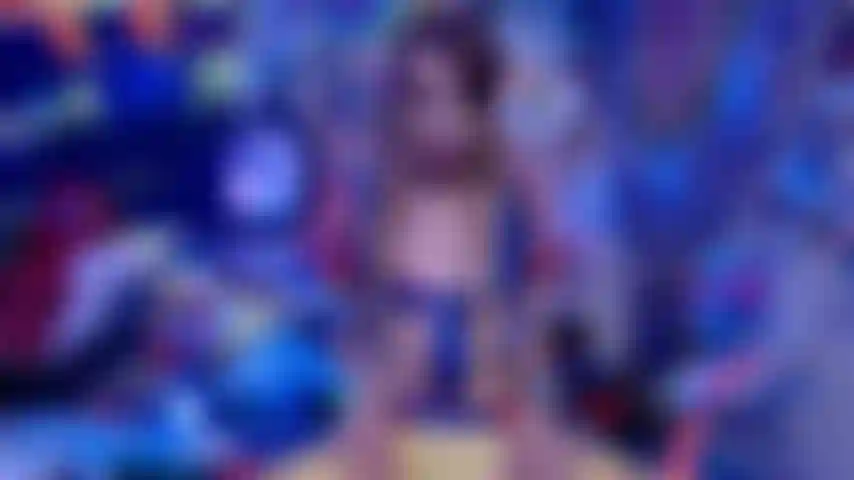 Princesa elfa bajo la falda sensualidad.