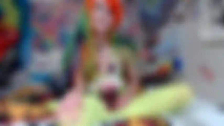 La criatura más rizada coacciona tu ansia interna de semen.