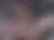 Estoy probando mi nuevo juguete para chupar el clítoris.