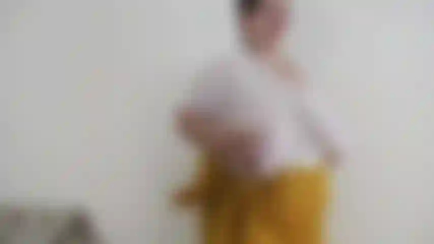 clap bounce shake tits