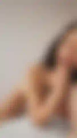 Estoy muy cachonda ¡corre para mi papi!
