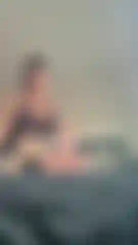 ¡Torso de polla grande en posición de amazona invertida!