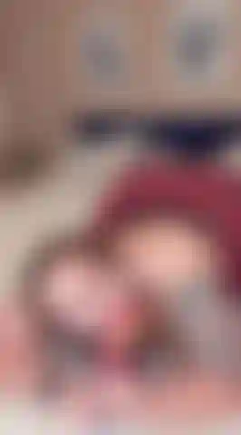 Dejate la ropa puesta mientras me follas.