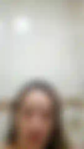 Mi ducha caliente recorre todo mi cuerpo.