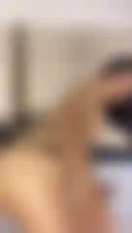 Mis agujeros estrechos para ti.