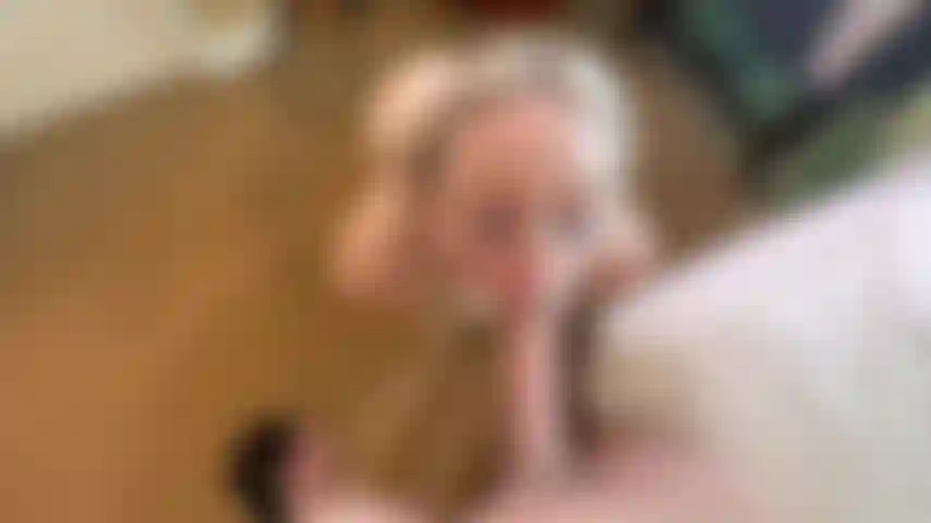 SUCKING BIG COCK & GETTING POUNDED HARD