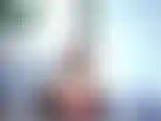 Este es un video de solicitud personalizado para el cumpleaños de un dulce amigo. Me pidió este atuendo así como un pastel para que me sentara, me ensuciara mucho y eyaculara.