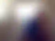 Kitty y yo fuimos a la playa y todo estaba lleno de arena, así que nos unimos en la ducha para lavarnos. Estábamos tan cachondos por todos los chicos calientes en la playa y necesitábamos corrernos el uno al otro.