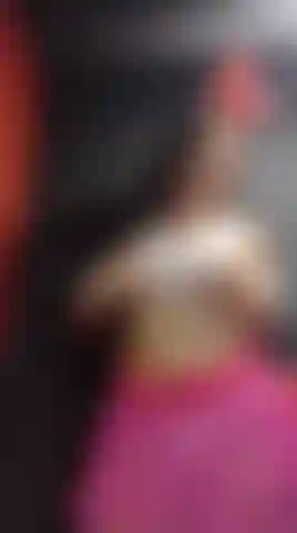 a sweet girl wants you to come play