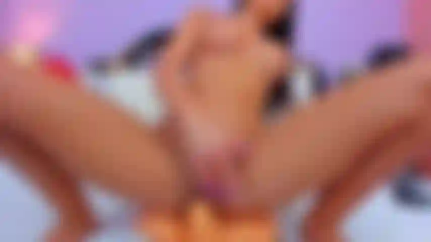 Cabalgando y chupando consoladores, mamada y vista increíbles!