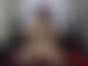 Un video personalizado que me muestra en un sostén de lactancia, mostrando mis tetas, jugando con mis pezones y rogándote que te corras en mis bolsas regordetas y divertidas! Titty temblando, caída de senos, hablando sucio!