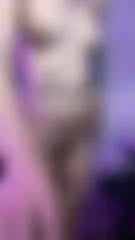 Quito el tapón anal y abro el culo.