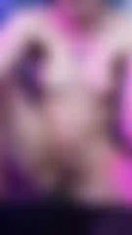 Tocando mi bussy en misionero.