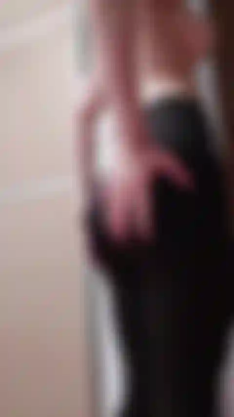 Adoración de culo // leggins y voz suave.