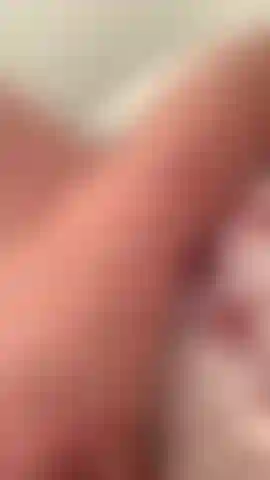 Usando mi consolador.