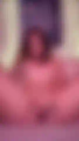 using my new massager on my pretty pink pussy ;)