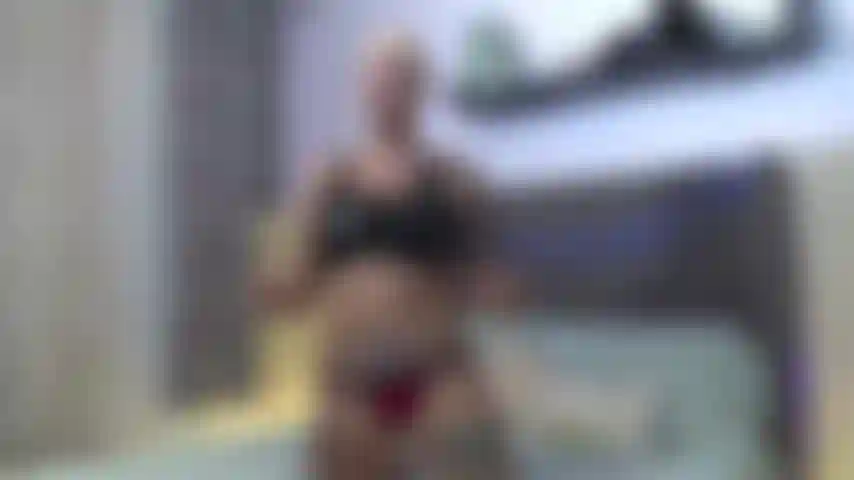 Samantha-pantystiffing.