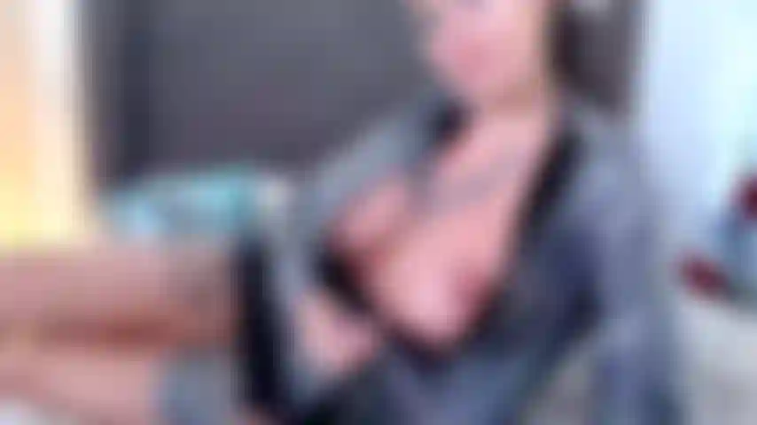 Fóllame en el armario de los conserjes.