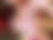 Al aire libre, disparo al atardecer, grandes tetas falsas y flexión de bíceps. Flexión de tetas, flexión de bíceps, rebote de botín! Golpeo mis caderas en la cubierta de la piscina mojada, mi trasero burbujeante en el aire listo para que me tomes con fuerza!