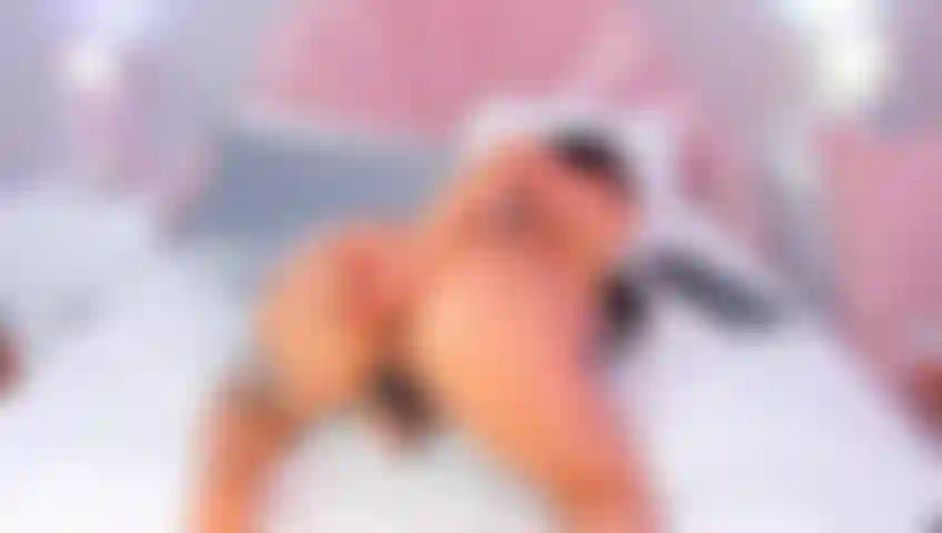 Caliente y traviesa para ti 🔥.