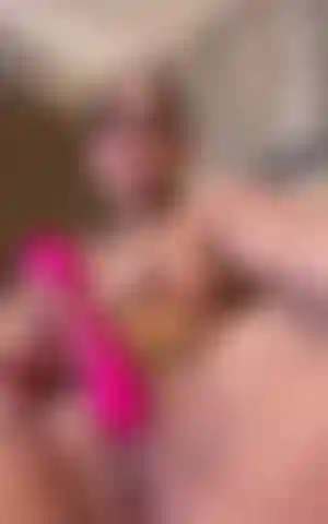 A VIBRATOR ON MY NUT AND FUCKING MY PUSSY