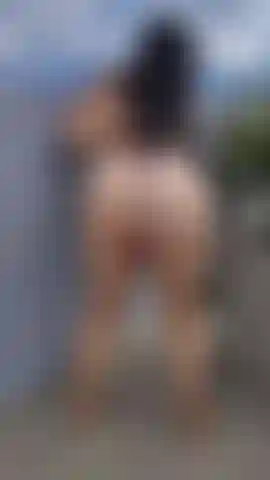 Mueve el culo.