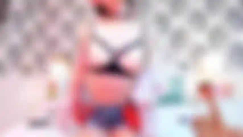 ¡Striptease, charla sucia y paseo con consolador! Disfrútalo.