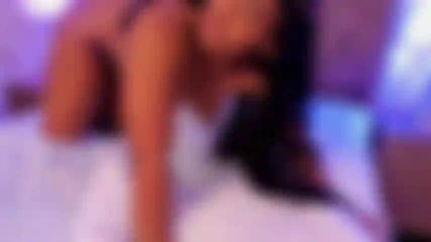 Bury that big cock in my pussy while you dominate
