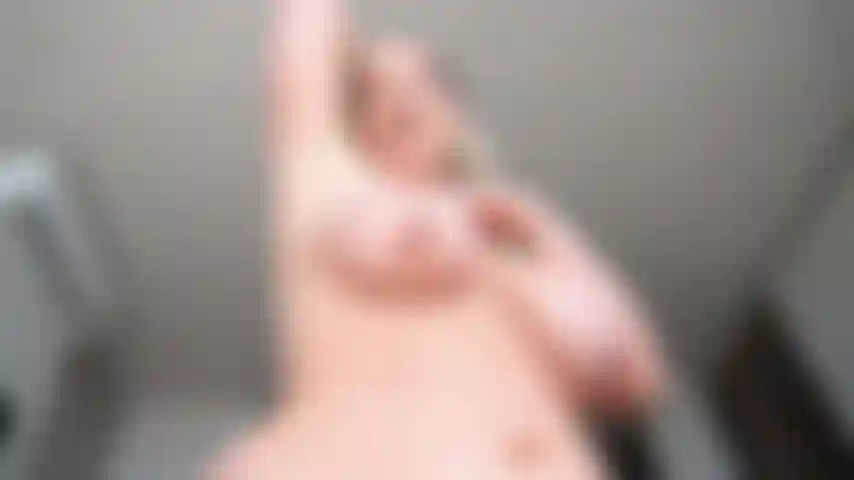 Sissy pegging - sissy adoradora de axilas toma mi polla de gran tamaño en pov.