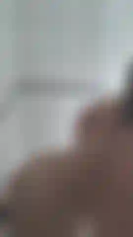 Masturbación - follando mi consolador bbc en la ducha.