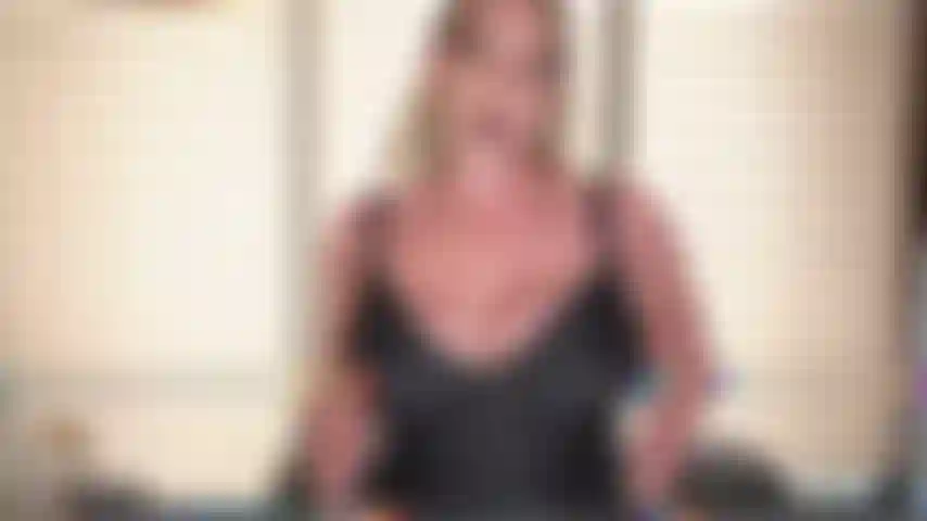 Gooning, goon por mis curvas.