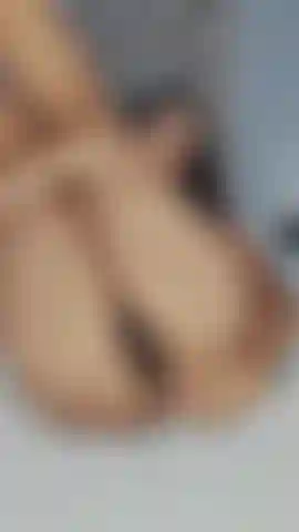 masturbating my wet pussy hmmm💦