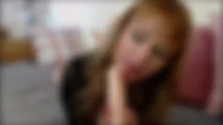 Corre para mi dos veces mientras escupo toda tu polla.