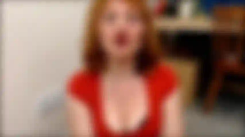 Michael es un buen chico y rápidamente viene por mí tres veces mientras le escupo en la polla, lo masturbo y lo chupo!