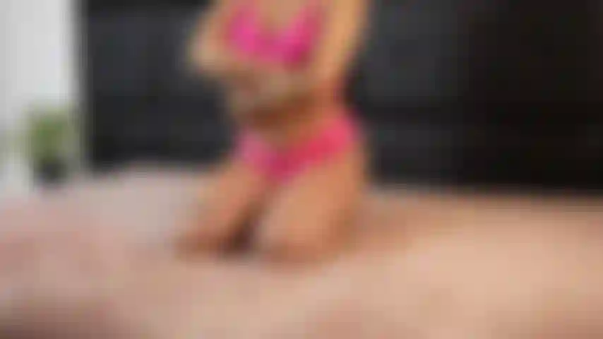 Dulces tetas latinas.