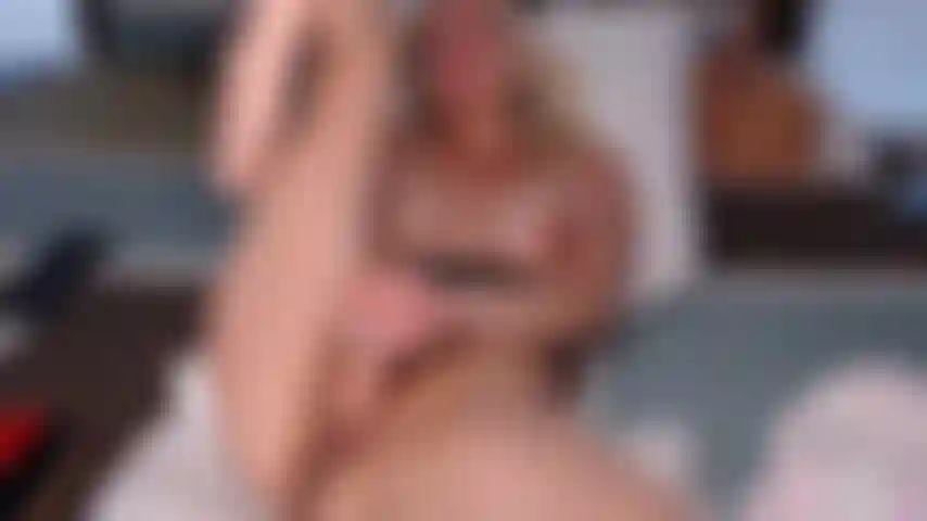Show privado n.° 4, 29/05/2020, Video corto de mí follándome el coño mientras veo a un chico lindo cam2cam... Delicioso.