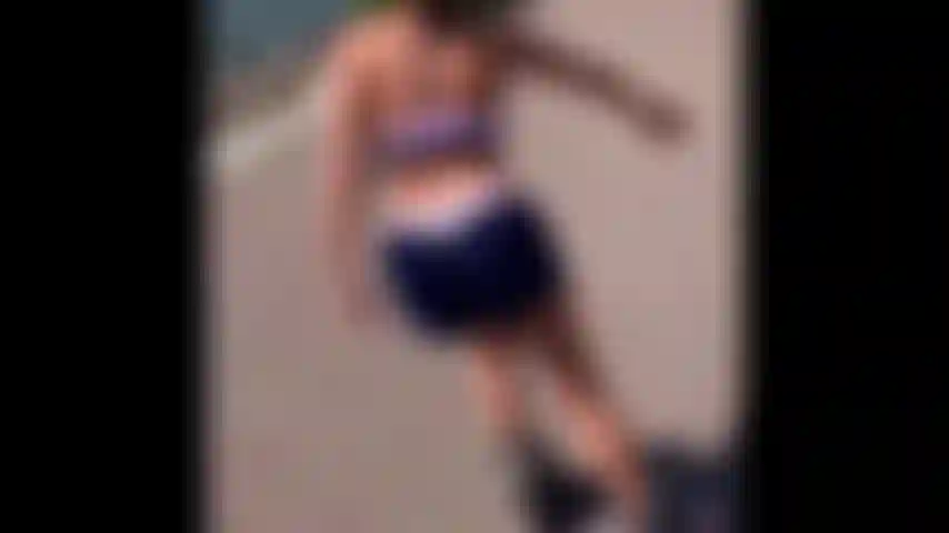 Tú pediste y te entrego. SexyMILFmary playa patines.