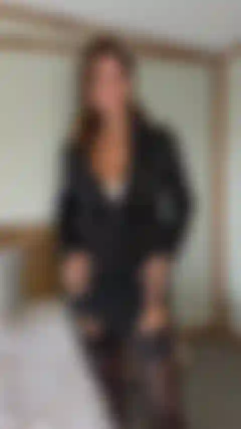 Primera historia de novio joi mientras me corro contigo.