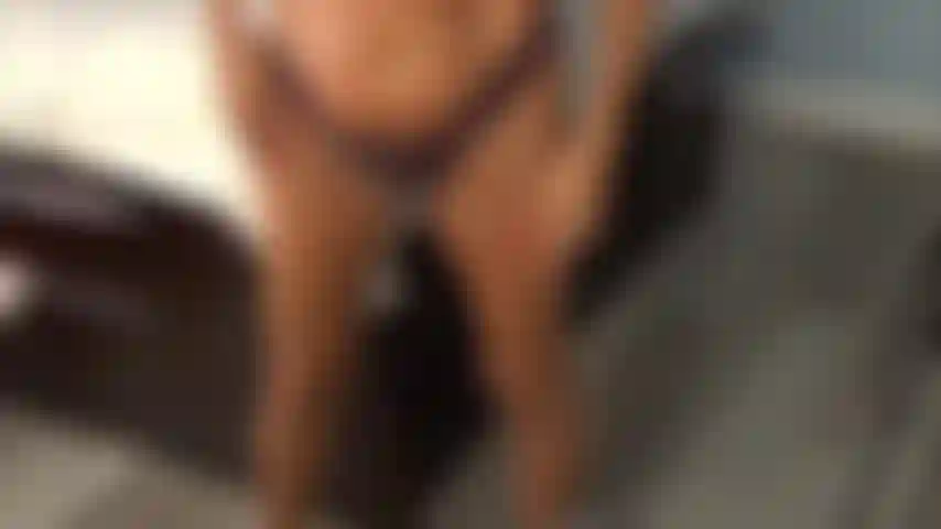 El mejor video de todos. 2 Los consoladores me hacen correrme por la habitación. 12+ Minutos.