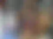 Mmmmmmm estoy sola en esta silla cum mantenme cumpany mmmmmmmm ya.