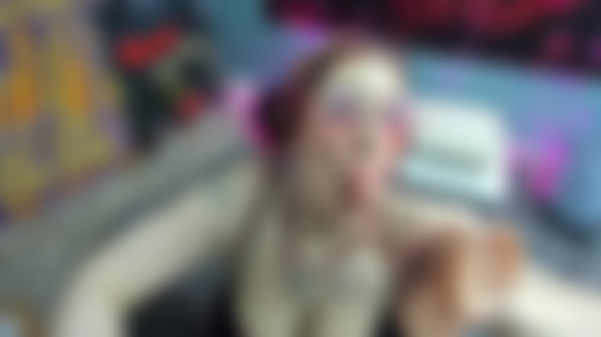 " Sé que me estabas mirando tomar el sol" avance del juego de rol.