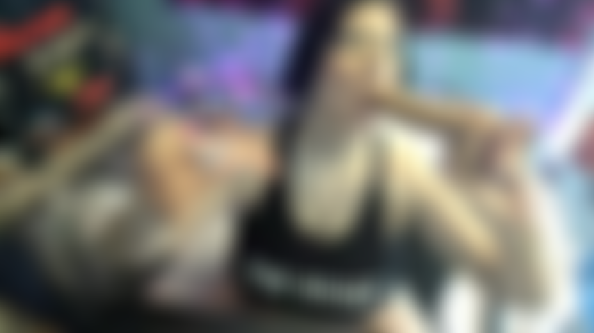 " Me follas el culo mientras yo le chupo la polla".