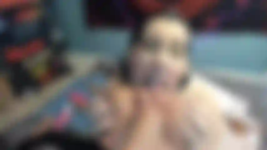 Shae miércoles rimjob + digitación de culo.